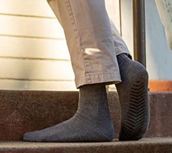 Malinsi Sokken Antislip 3-Pack - 3 Paar Donkere Kleuren Maat 42-46 - Huissokken Dames En Heren Anti Slip 5 Malinsi Sokken Antislip 3-Pack - 3 Paar Donkere Kleuren Maat 42-46 - Huissokken Dames En Heren Anti Slip - Afbeelding 3