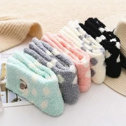 GrandSock Warme Sokken Dames - Huissokken - Fluffy Sokken - 5 Paar - Print Schaapjes - Wit / Grijs / Blauw / Roze - 36-40 - Zacht -Exporteren beenmode winkel 550x530 1