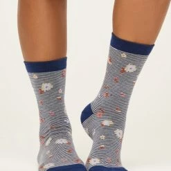 Thought Damessokken Biologisch Katoen In Cadeaudoos - Ditsy Floral 13 Thought Damessokken Biologisch Katoen In Cadeaudoos - Ditsy Floral -Exporteren beenmode winkel 550x635 3