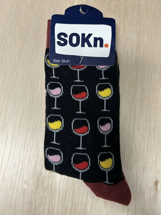 Merkloos SOKn. Trendy Sokken *WIJNEN-WIJNEN* Maat 35-41 (ook Leuk Om Kado Te Geven !) 3 Merkloos SOKn. Trendy Sokken *WIJNEN-WIJNEN* Maat 35-41 (ook Leuk Om Kado Te Geven !)