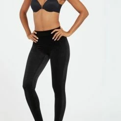 Spanx Velvet Leggings - Kleur Zwart - Maat L -Exporteren beenmode winkel 550x786 2