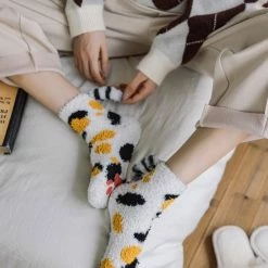 Merkloos Sokken Kat - Kattensok Met Kattenstaart - Anti Slip - Korte Sokken - Bruin Vlek - Unisex Maat 32-39 Cat - Dier - Huisdier - Cadeau - Kado - Geschenk - Gift - Verjaardag - Feestdag – Verassing – Huiskat – Poes – Kater – Kitten -Exporteren beenmode winkel 550x825 81